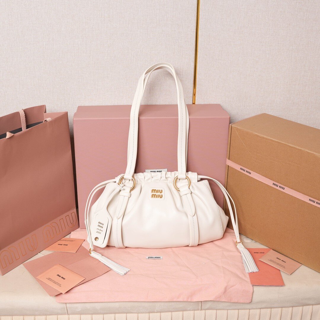 miumiu 5BG306
